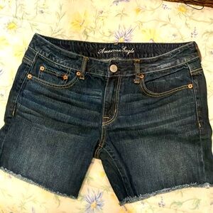 American Eagle Women’s Jean Shorts sz 8